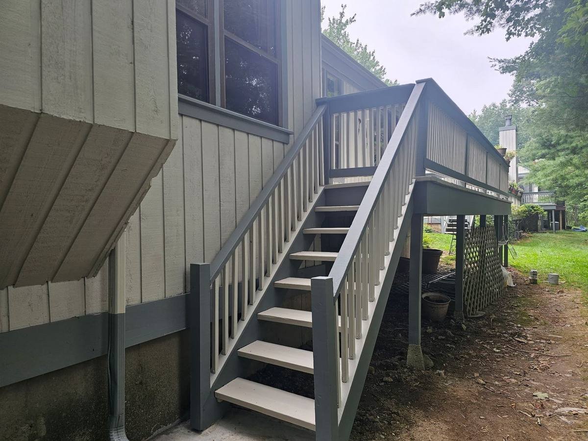 Deck and stair painting